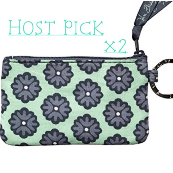 Vera Bradley Accessories - •VERA BRADLEY ZIP ID CASE•